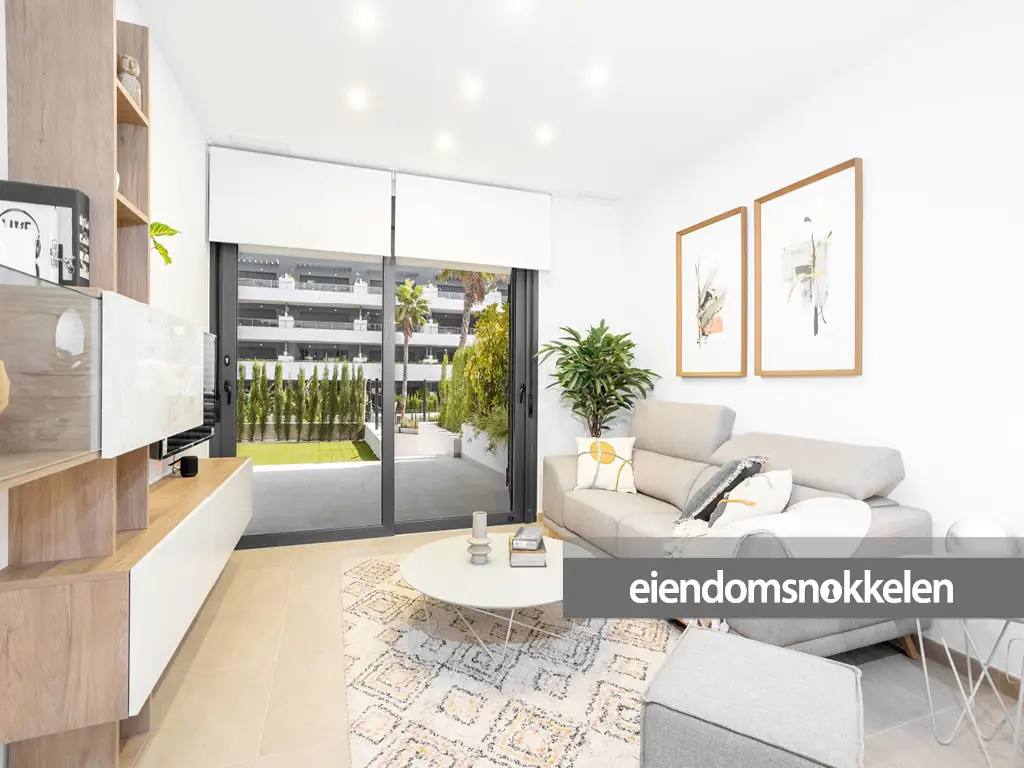 Playa Flamenca, Orihuela Costa – Flamenca Village – Attractive new build with a hotel feel and fantastic pool area