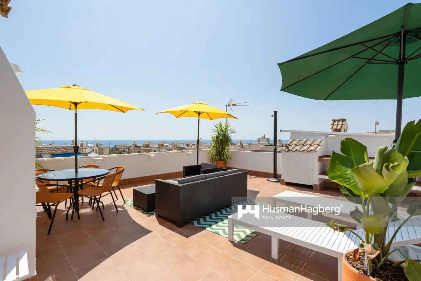 Torrevieja, Rosaleda – Stilig og nyoppusset leilighet med god planløsning, solrik takterrasse, balkong og felles basseng